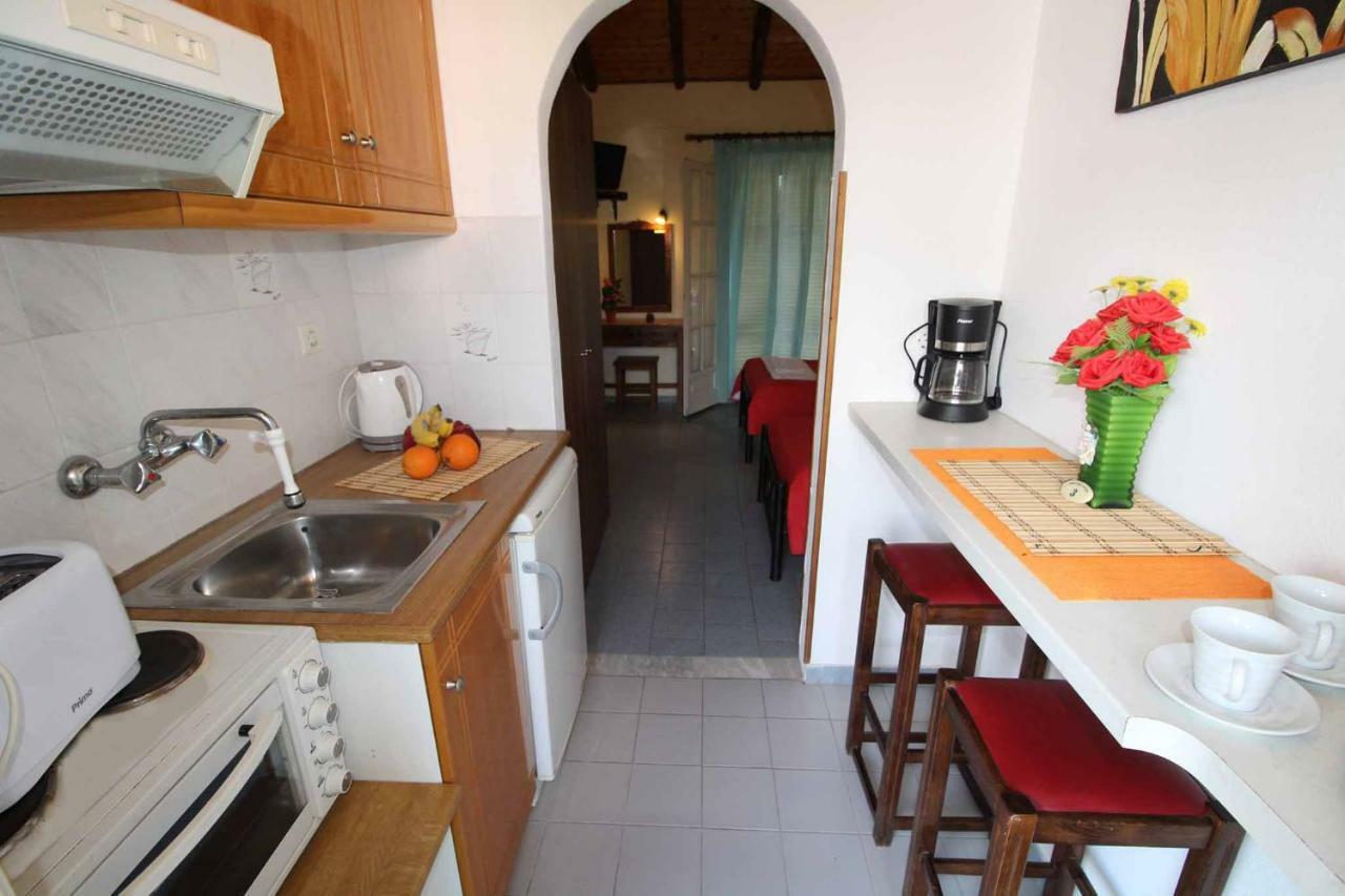 Dimitris Studios Acharavi  Exterior foto